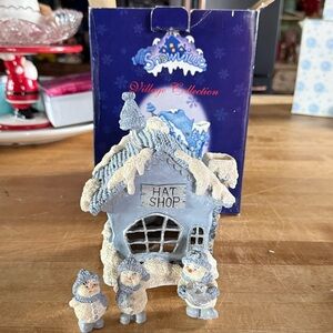 ❄️ Snowville Hat Shop~Snow Buddies Village~ Enesco w/original Box & 3 Figurines!